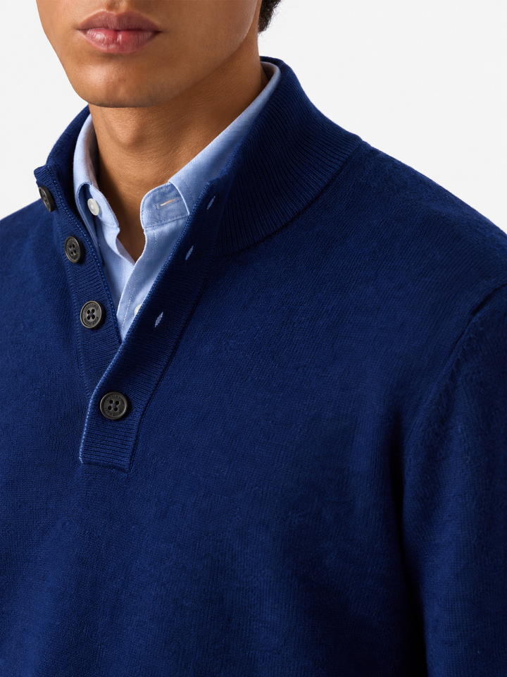 Jersey con media cremallera en lana merino y cashmere azul marino 