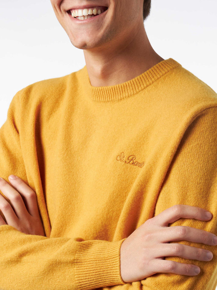 Man crewneck ochre yellow sweater with St. Barth embroidery - MC2 Saint Barth