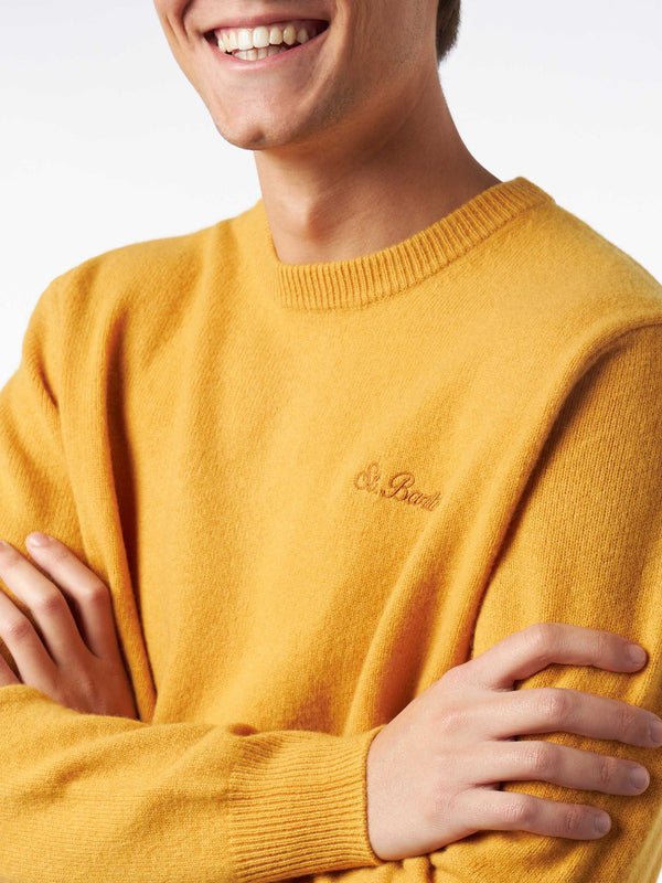 Man crewneck ochre yellow sweater with St. Barth embroidery