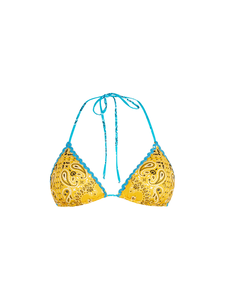 Woman triangle top swimsuit with bandanna print