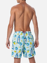 Man lightweight fabric swim-shorts Lighting with gin tonic print