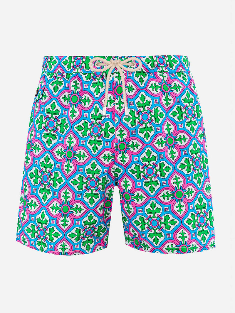 Man lightweight fabric swim-shorts Lighting 70 with majolica print