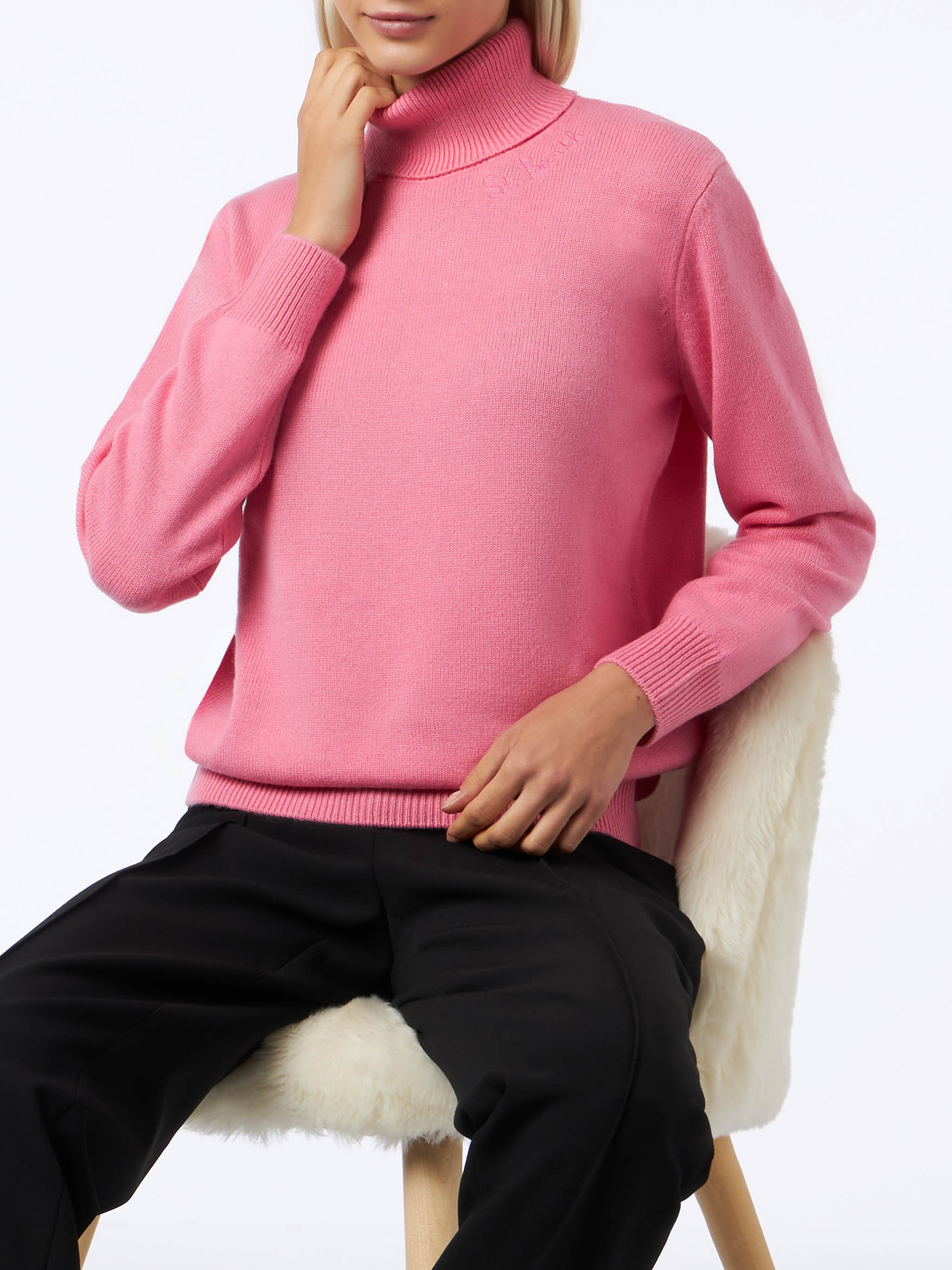 Maglione da donna dolceva rosa lavorato a maglia - MC2 Saint Barth Maglione da donna dolceva rosa lavorato a maglia - MC2 Saint Barth