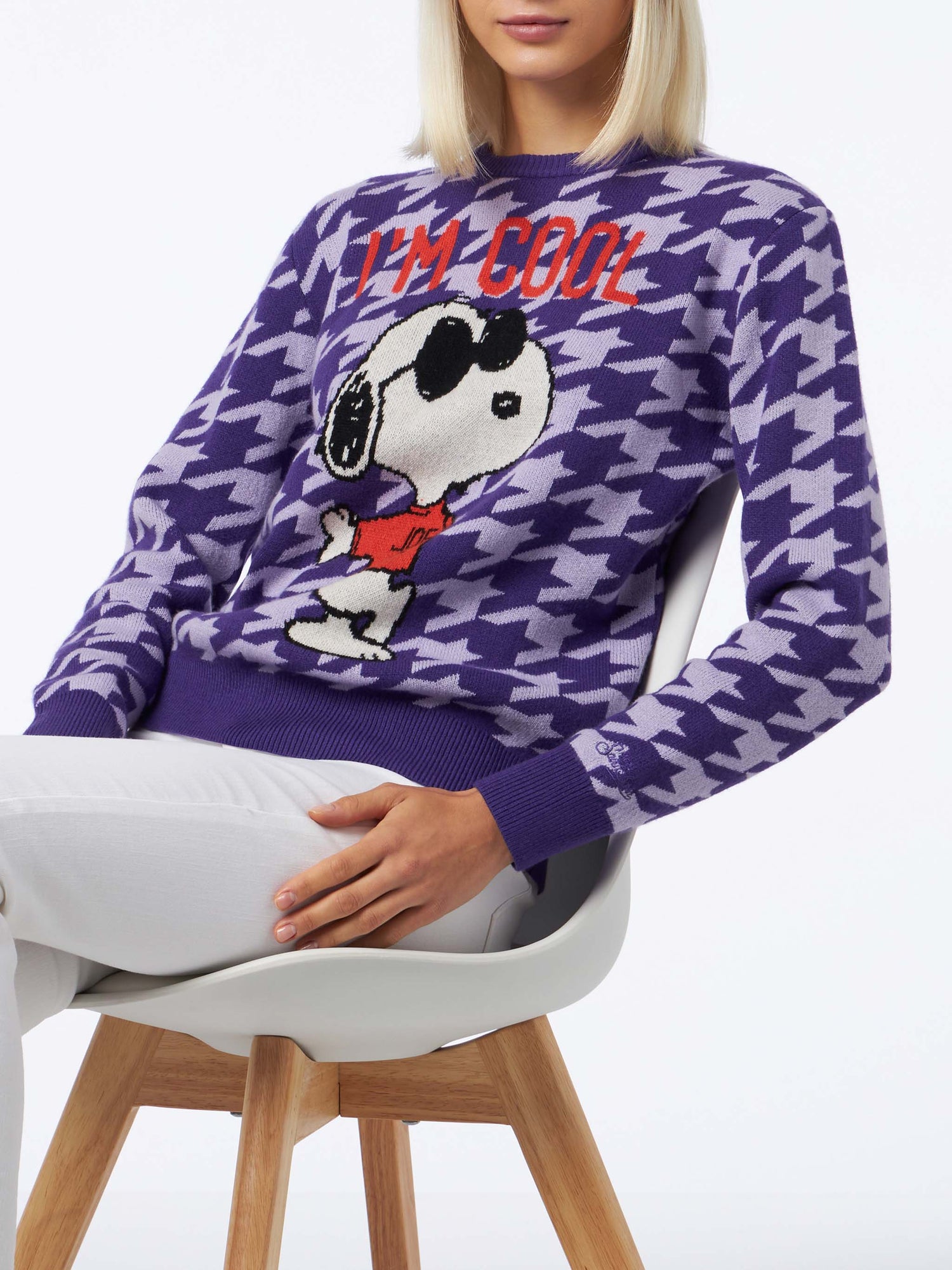 Woman crewneck pied de poule sweater with Snoopy jacquard | SNOOPY PEANUTS™ SPECIAL EDITION - MC2 Saint Barth