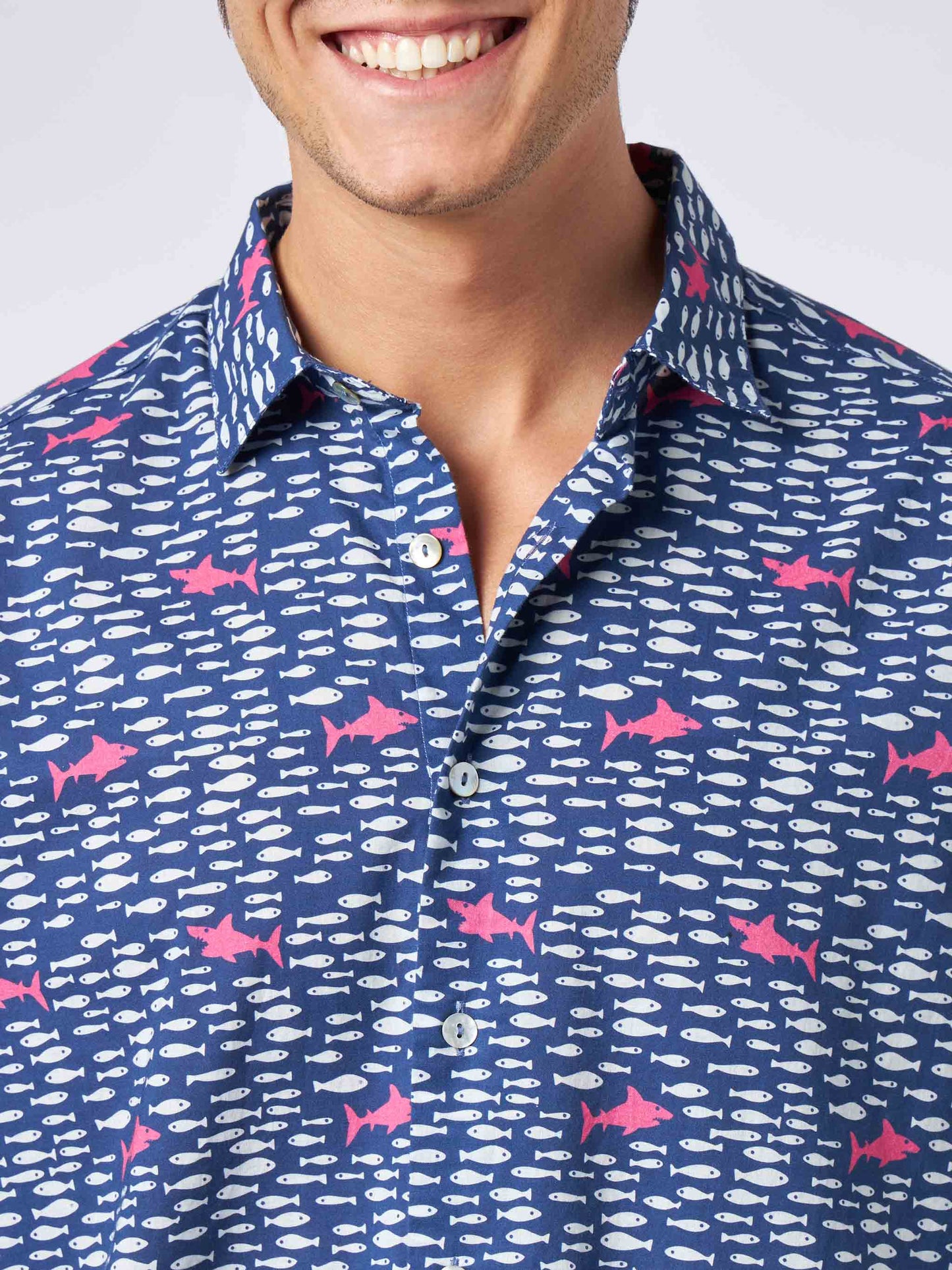 Man muslin cotton Sikelia shirt with fish and shark print - MC2 Saint Barth