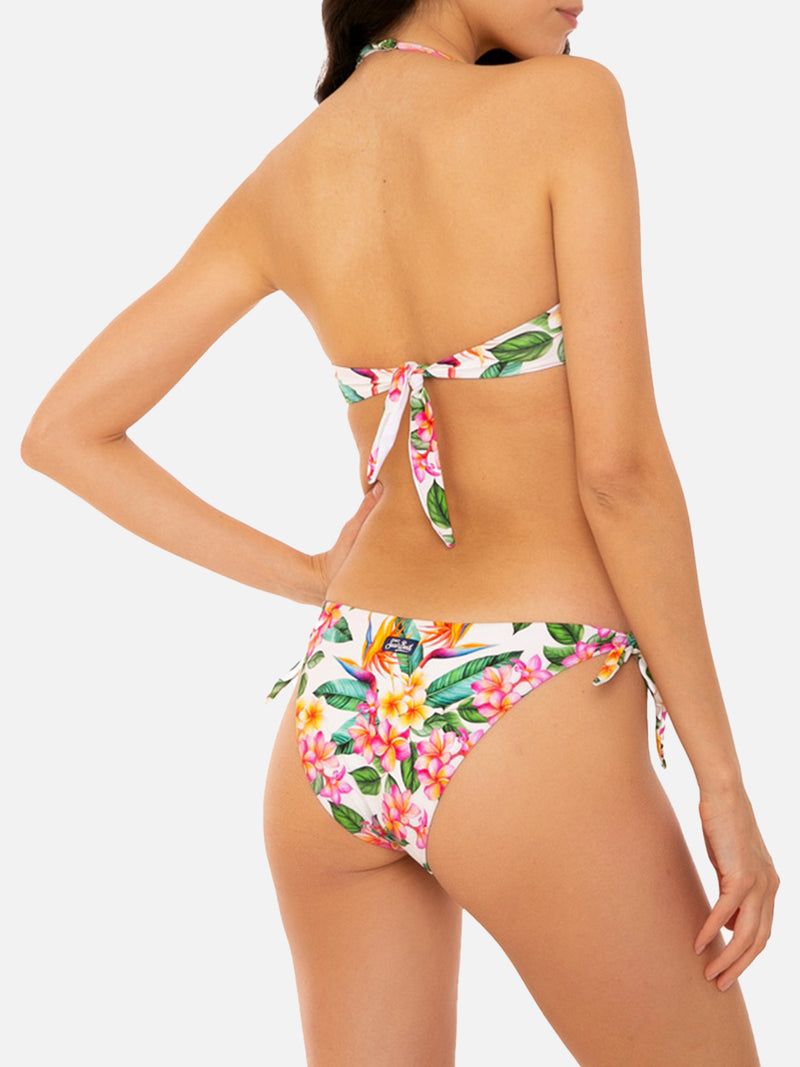 Bikini bianco con stampa fiori colorati