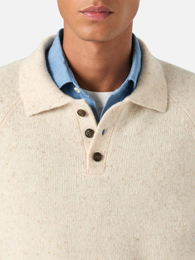Polo en maille Donegal Alfie beige en mélange de laine 
