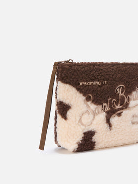 Aline Teddy Pouch in cow-print sherpa