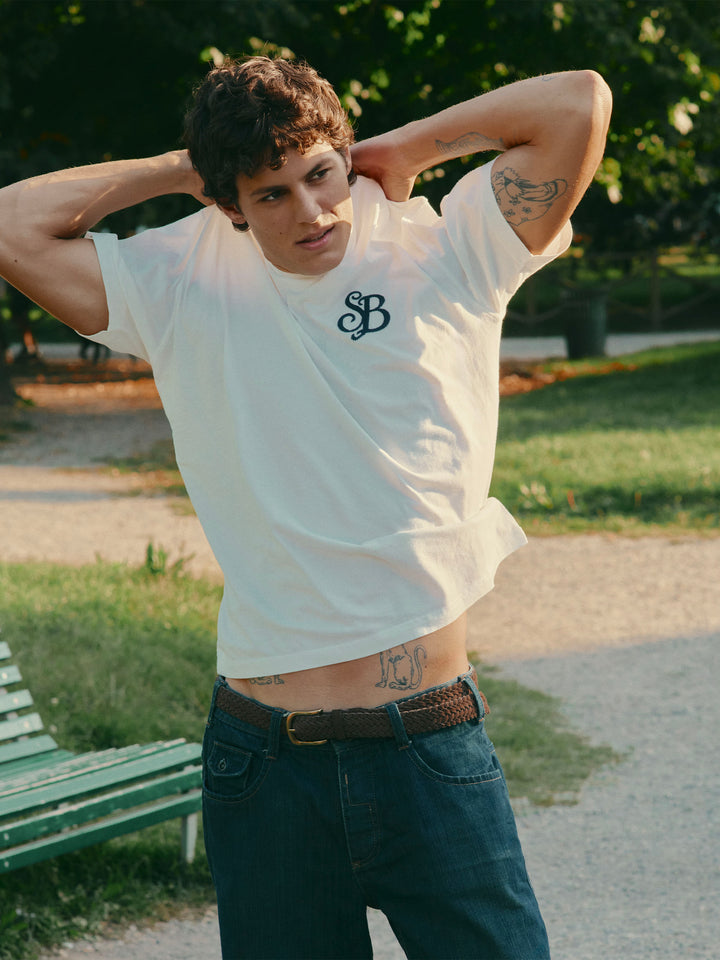 T-shirt Arnott blanc avec broderie monogramme SB 