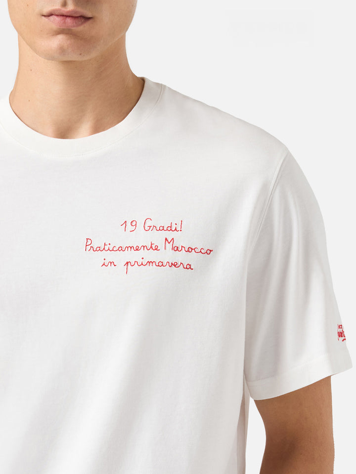 Winter-Baumwoll-T-Shirt von Arnott mit „Praticamente Marocco...“-Stickerei | YUPPIES SPECIAL EDITION