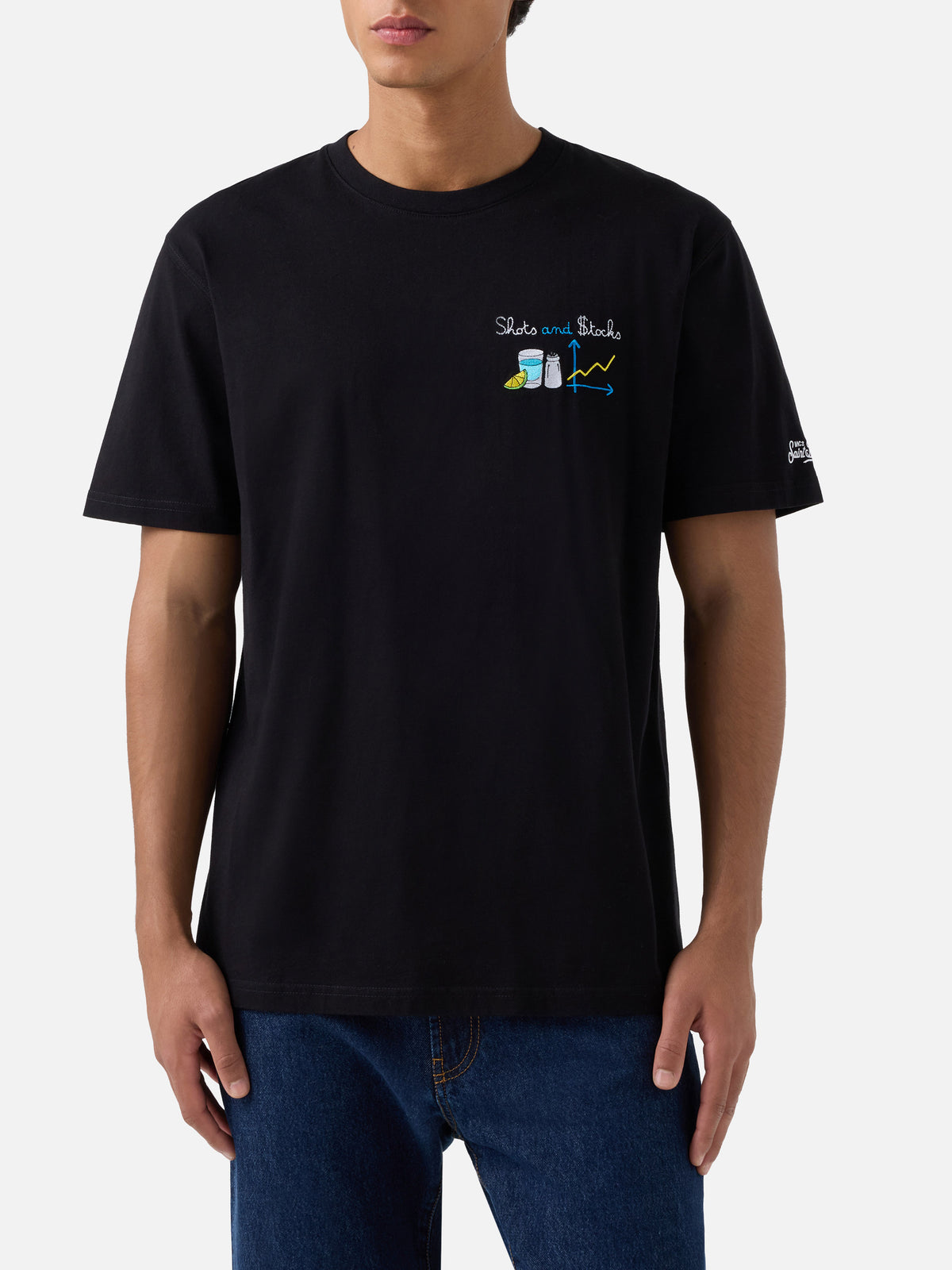 Camiseta Arnott en negro con bordado Shots and $tocks 