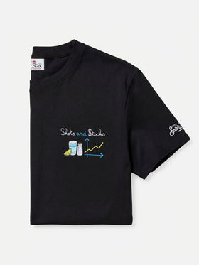 Camiseta Arnott en negro con bordado Shots and $tocks 
