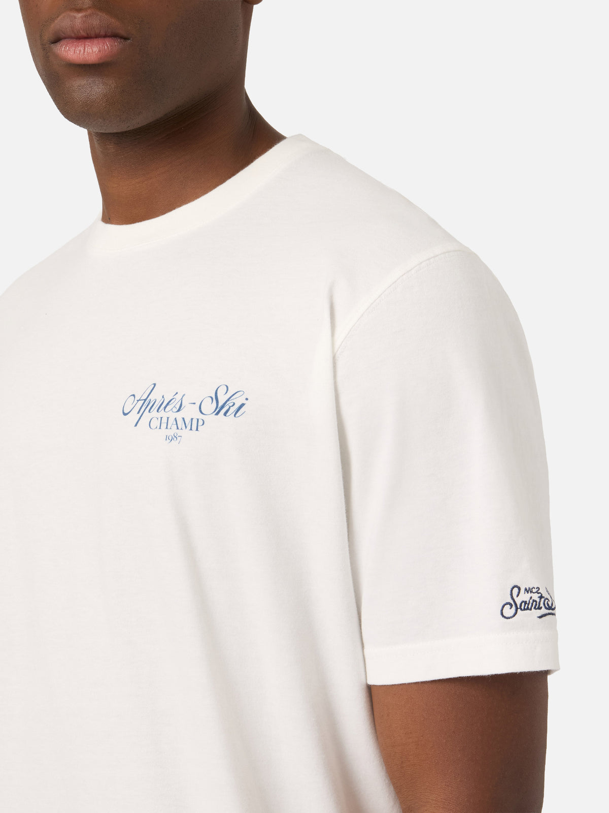 T-shirt en coton chaud blanc Arnott avec imprimé Après Ski Champ dans le dos 