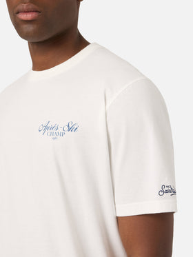 T-shirt en coton chaud blanc Arnott avec imprimé Après Ski Champ dans le dos 