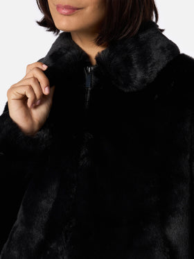 Woman furry bomber Abel with collar and Saint Barth print