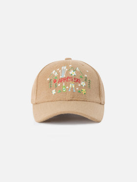 Cappello Baseball beige in feltro con ricamo paesaggio di montagna