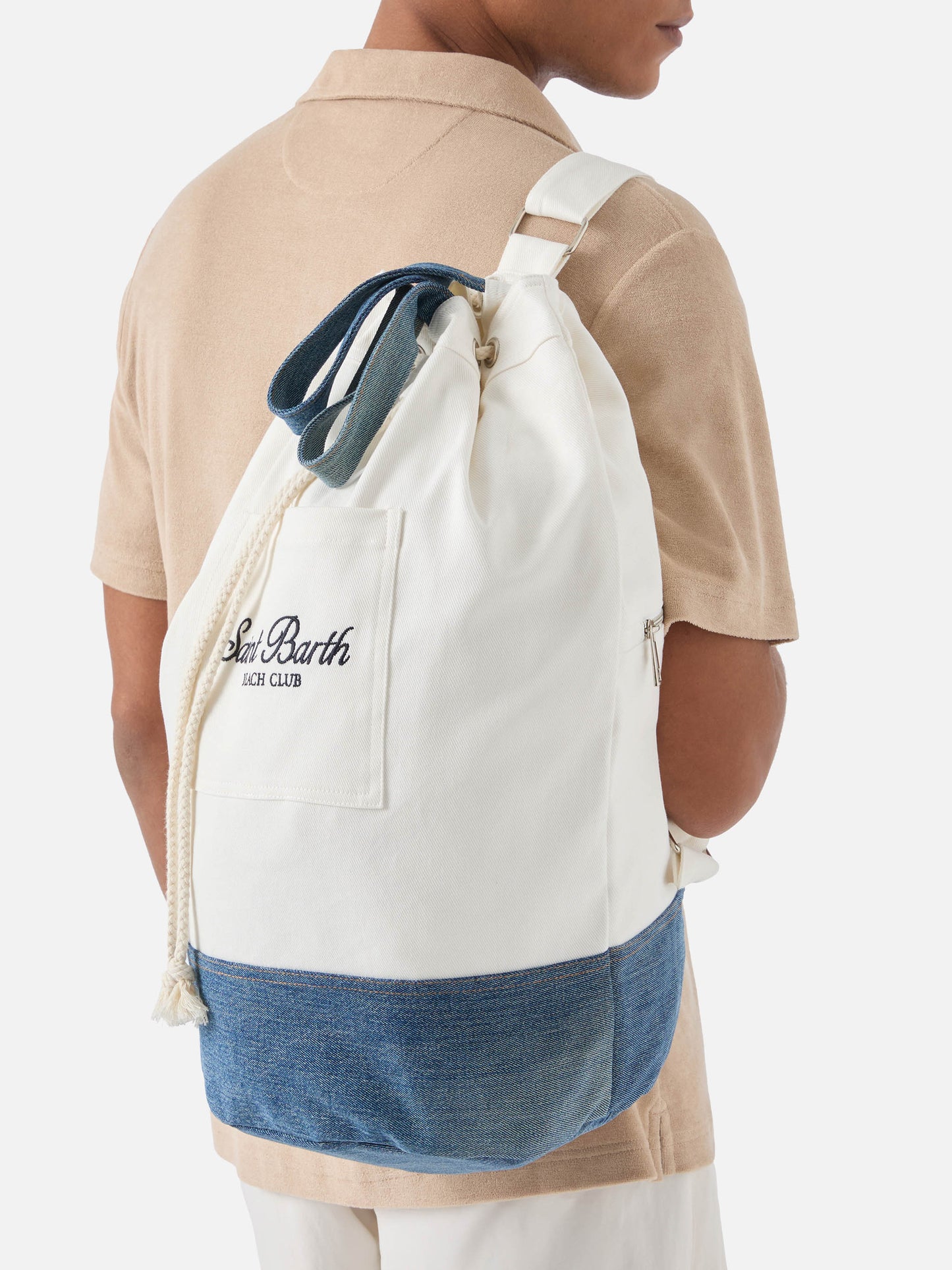 Zaino Beach Backpack in tessuto bianco e azzurro con logo ricamato