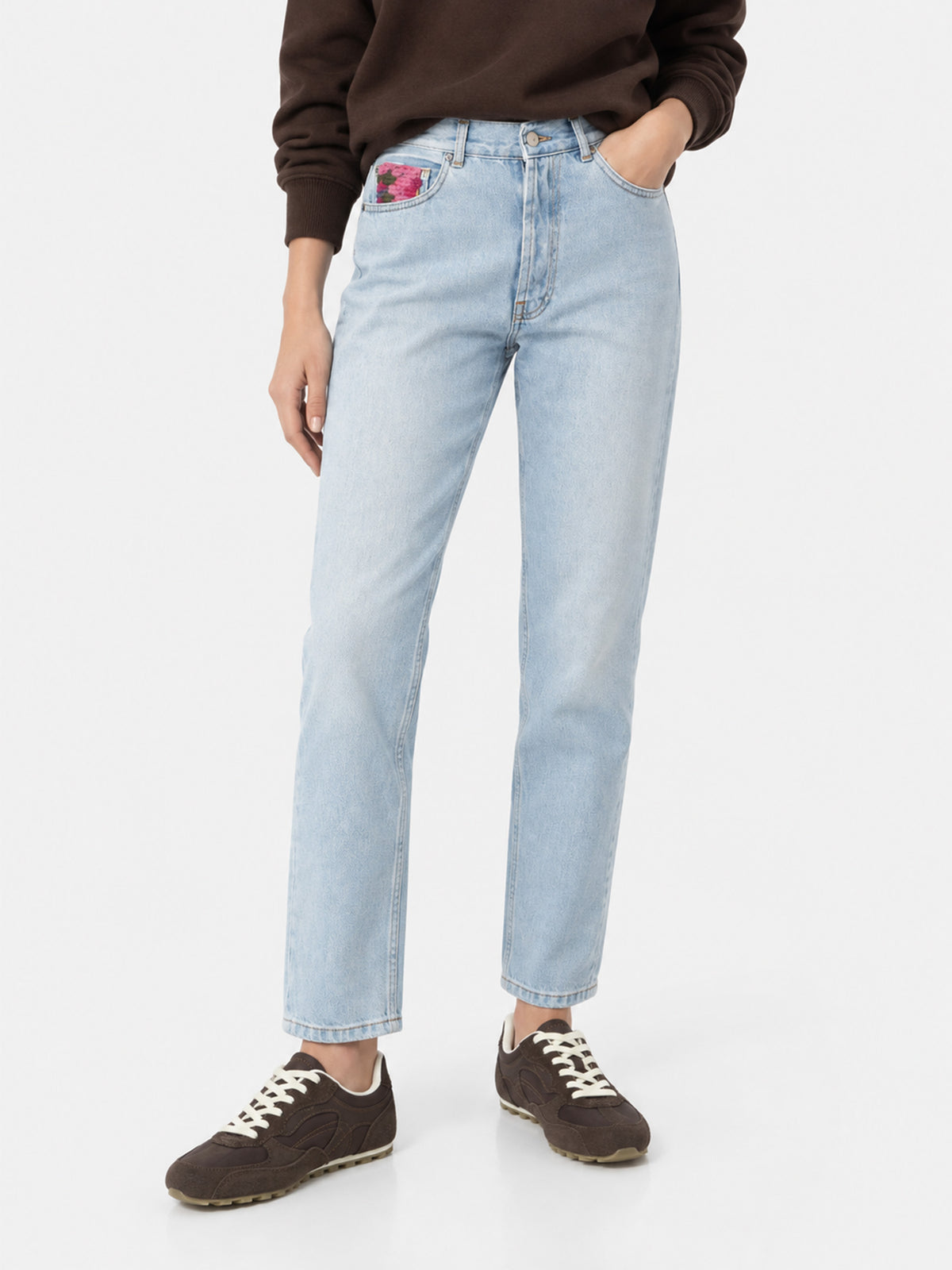 Jeans Belleville in denim azzurro con tasche crochet