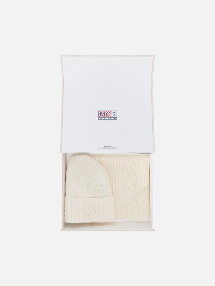 Set berretto e scaldacollo con cappuccio in lana off white