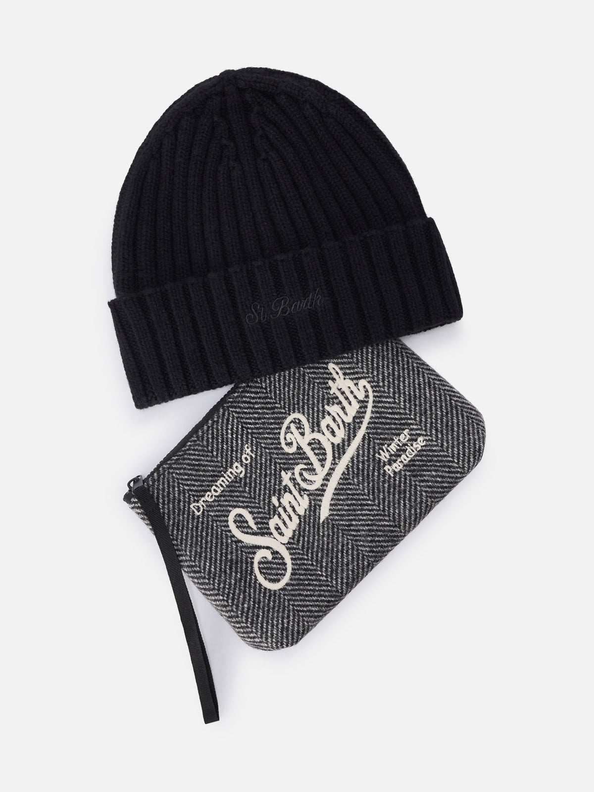 Ensemble Pochette à motif chevrons et bonnet noir 
