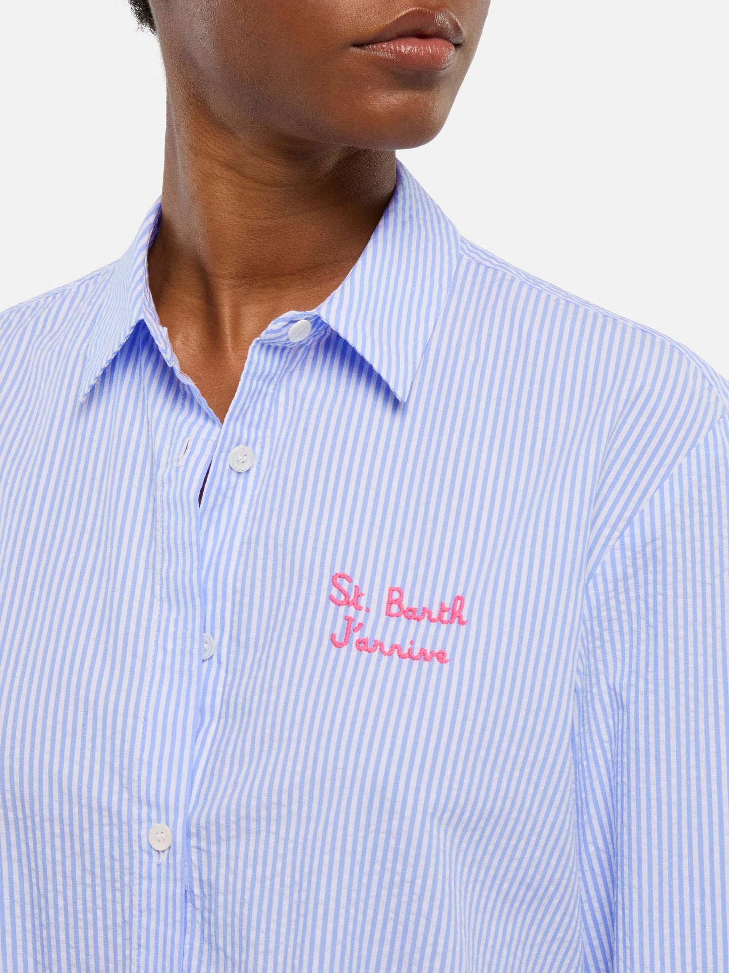 Brigitte gestreiftes Seersucker-Hemd mit Snoopy-Print