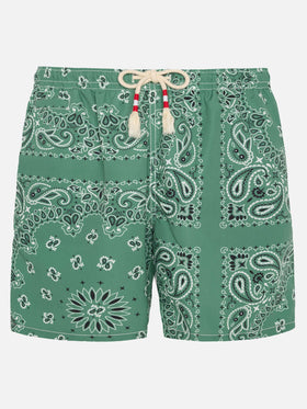 Mittellange Badeshorts Caprese mit militärgrünem Bandanna-Print