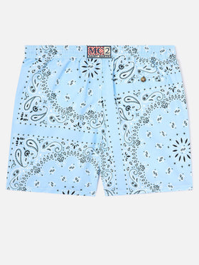 Bañador tipo shorts Caprese con estampado bandana azul claro 
