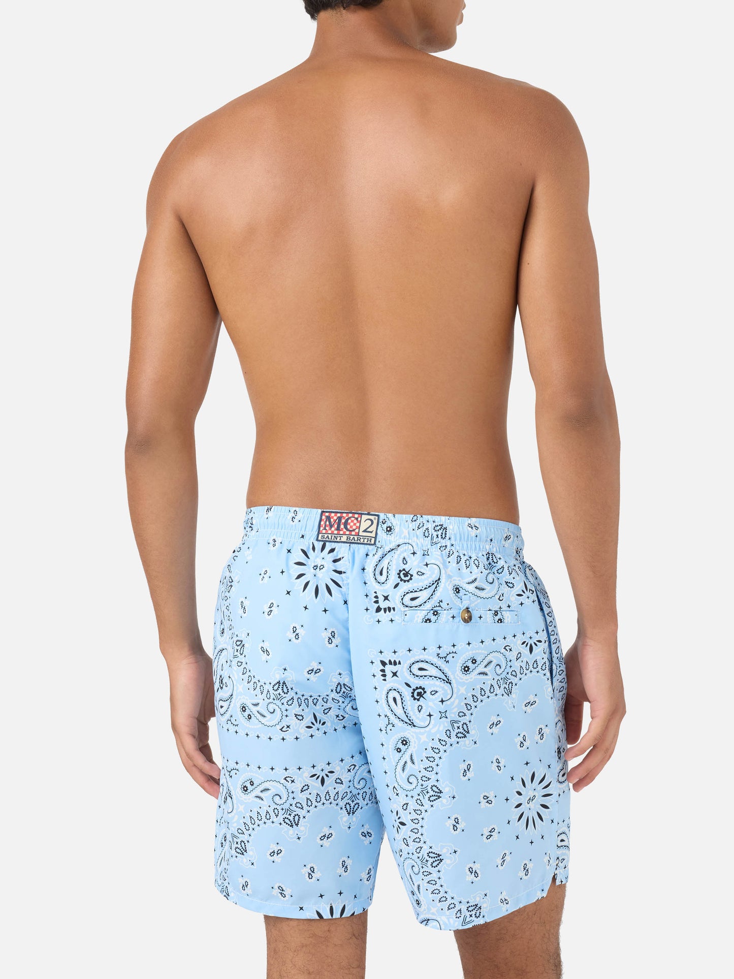 Bañador tipo shorts Caprese con estampado bandana azul claro 