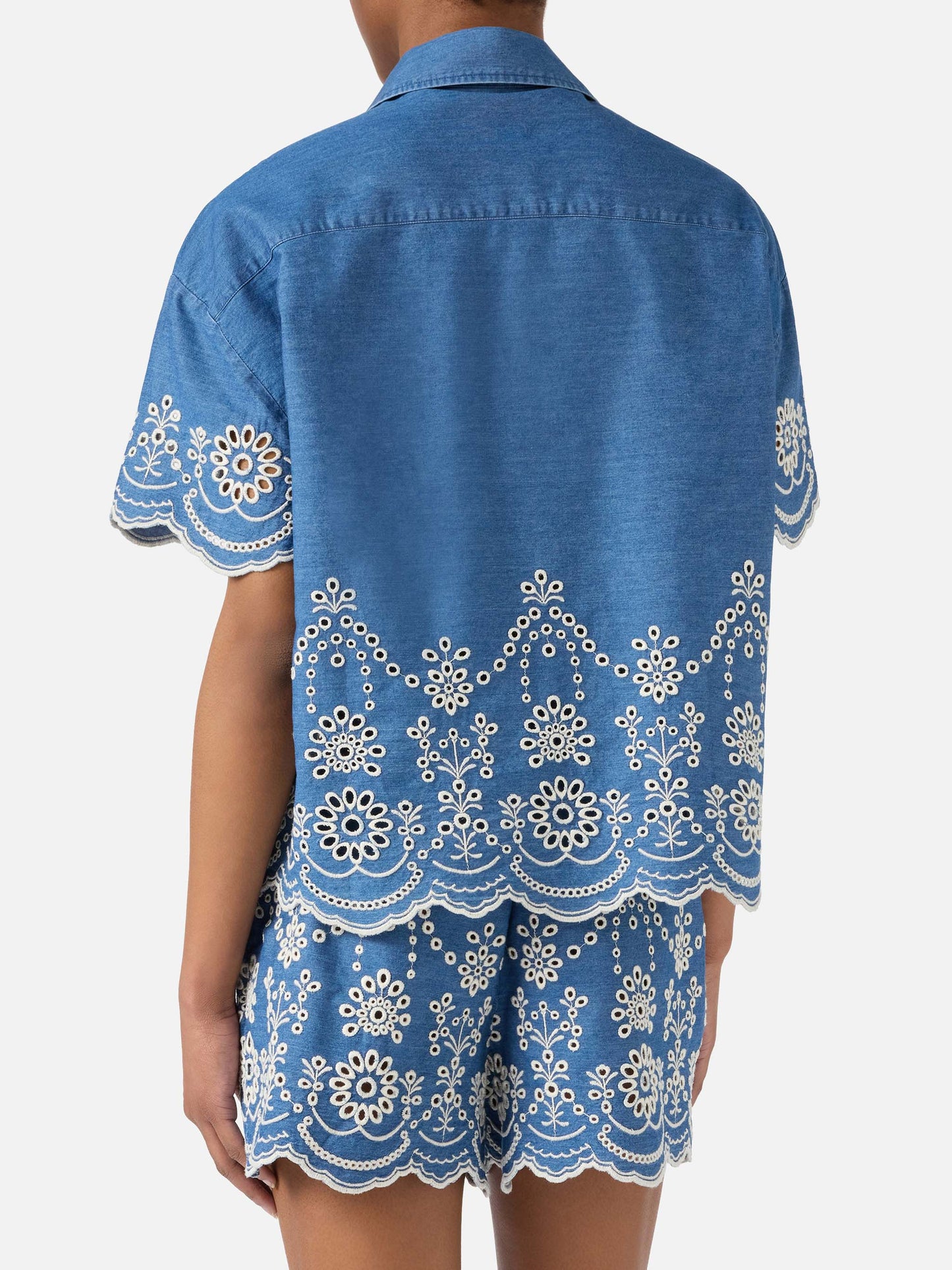 Camicia Clementine a maniche corte in chambray con ricamo floreale