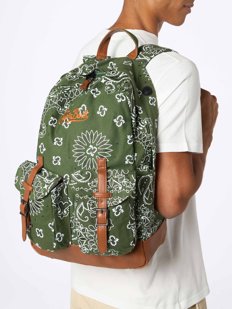 Canvas-Rucksack Cody mit grünem Bandanna-Print