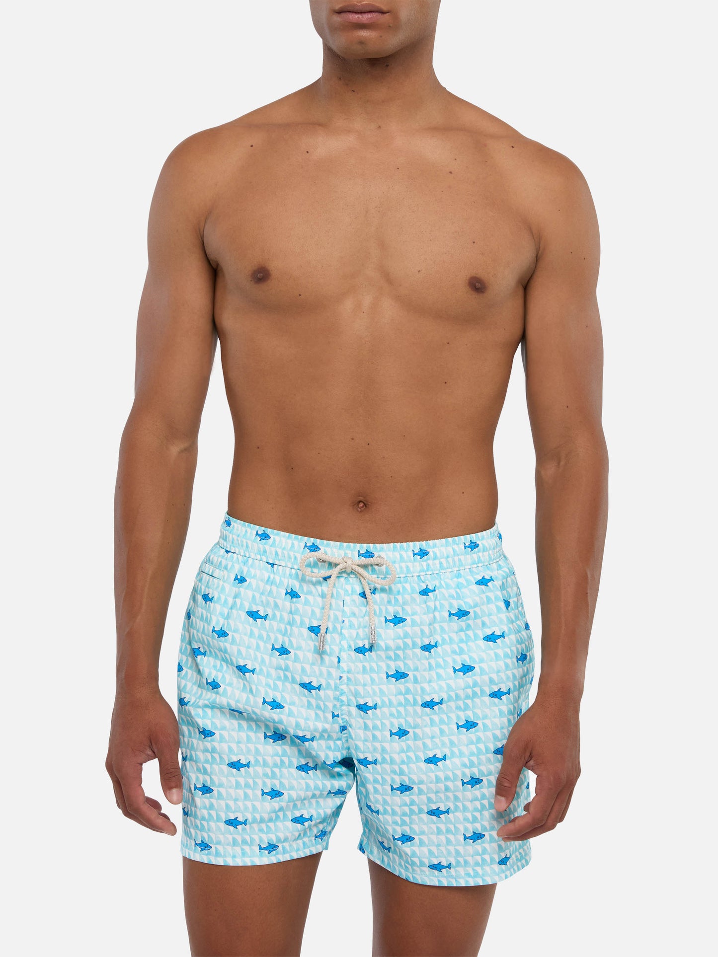 Comfort Light Badeshorts mit Haiflossen-Print