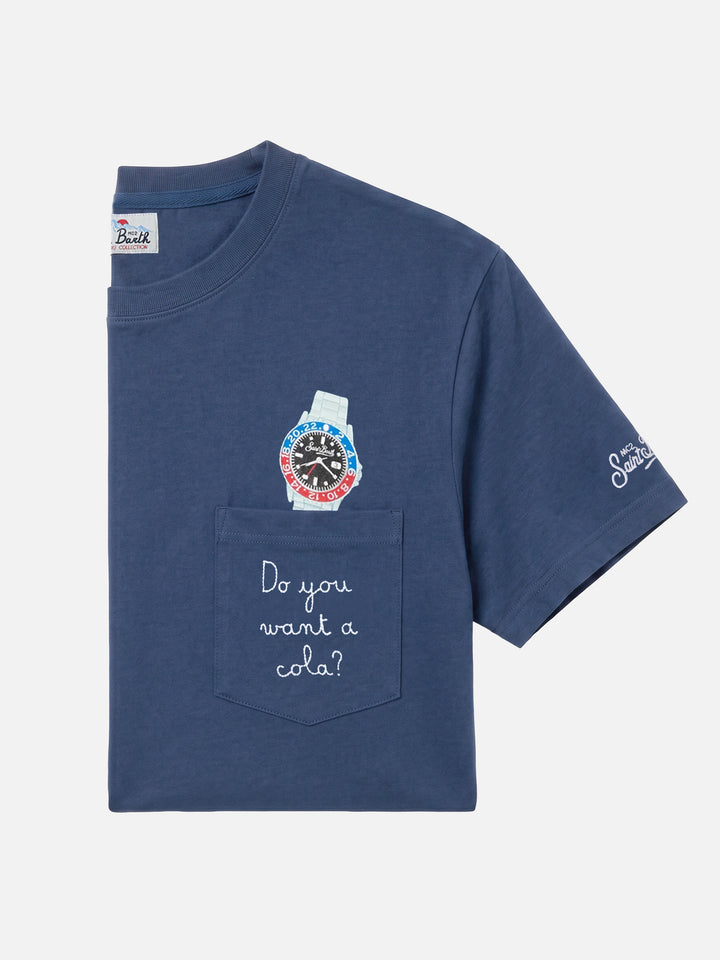 T-shirt Connor in cotone blu con ricamo sul taschino Do you want a cola?