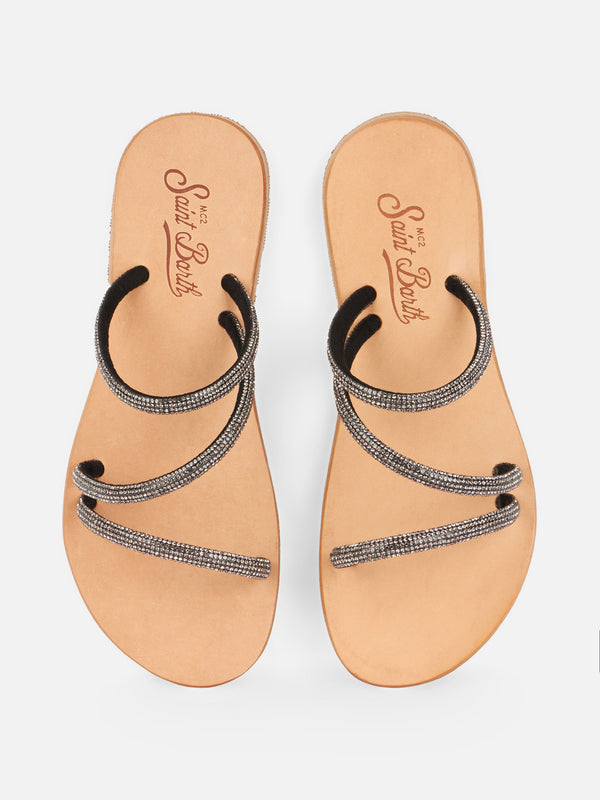 Flat sandals Cora with black rhinestones