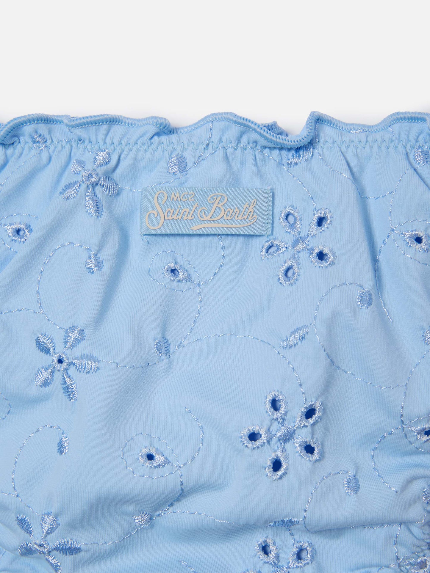 Bikini Cris in tessuto sangallo azzurro con bordi arricciati