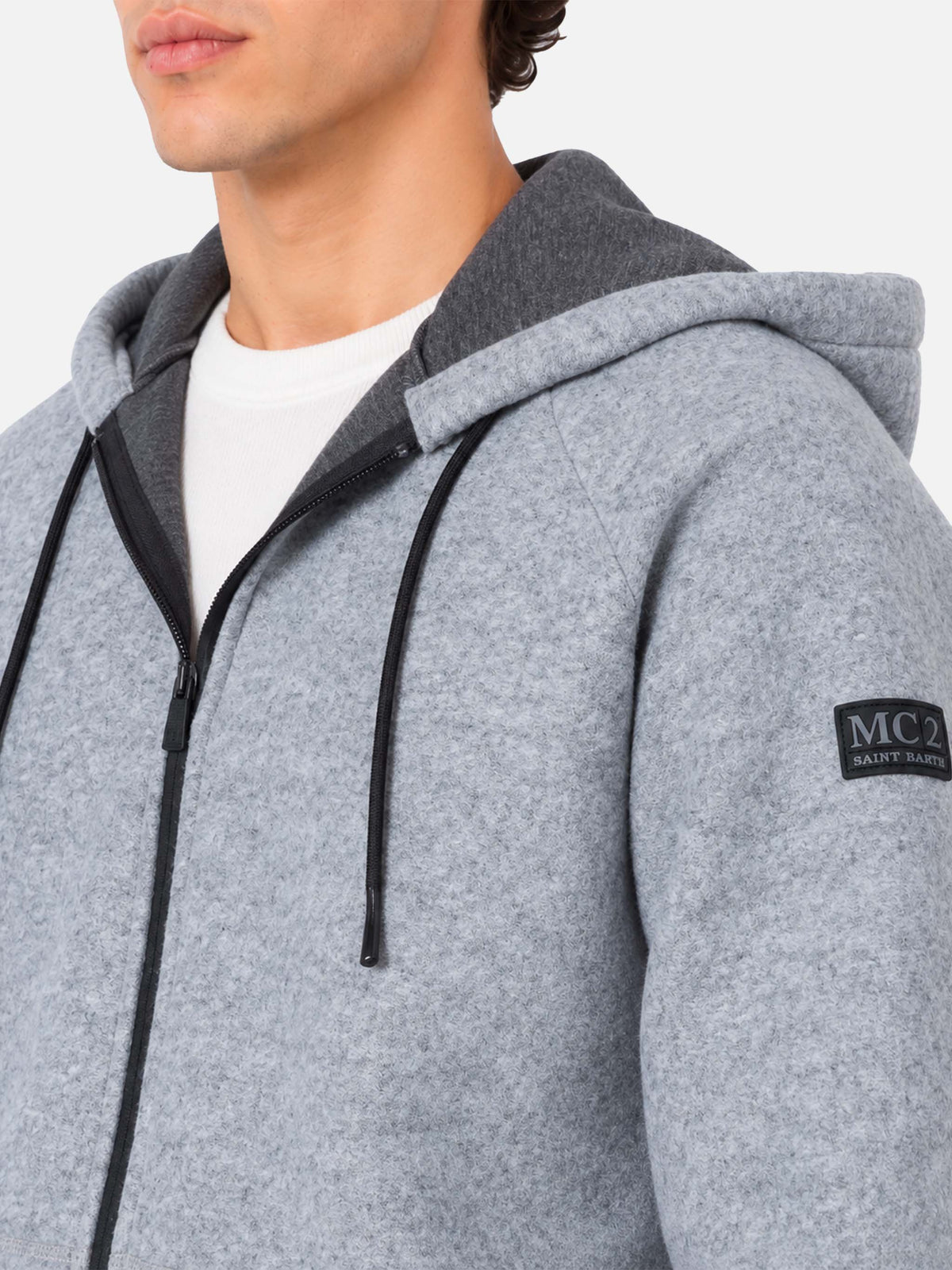 Sudadera Carrel de tejido técnico en color liso gris mélange 
