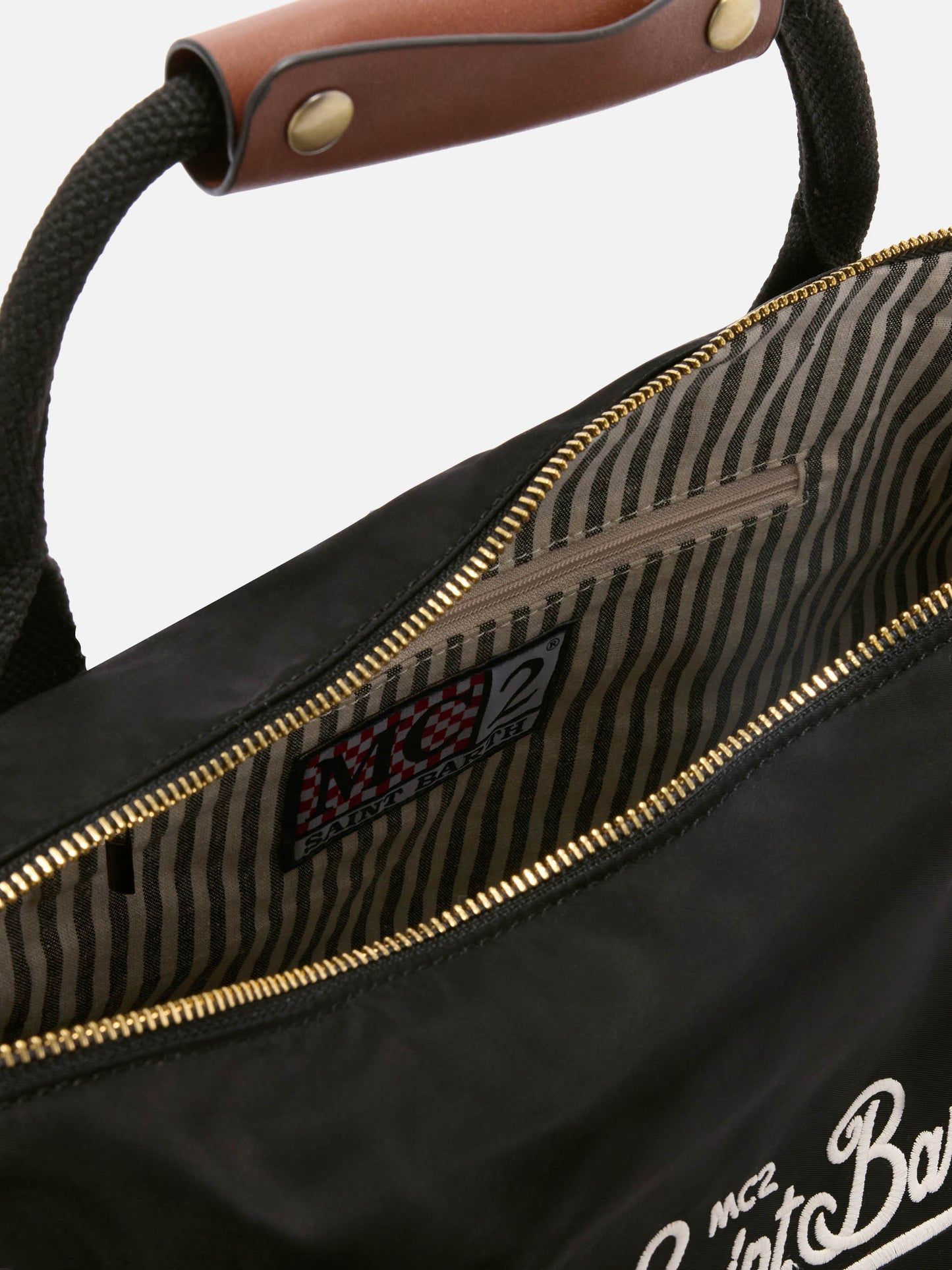 Borsone Daily in nylon nero con logo ricamato