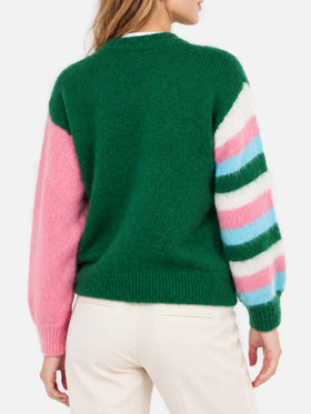 Pull boxy doux Green Danya avec broderie 