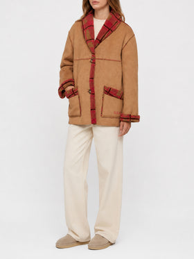 Dorys wendbare Jacke mit Shearling-Effekt im Tartan-Design 