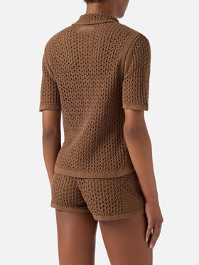 Cardigan Elowen in crochet marrone