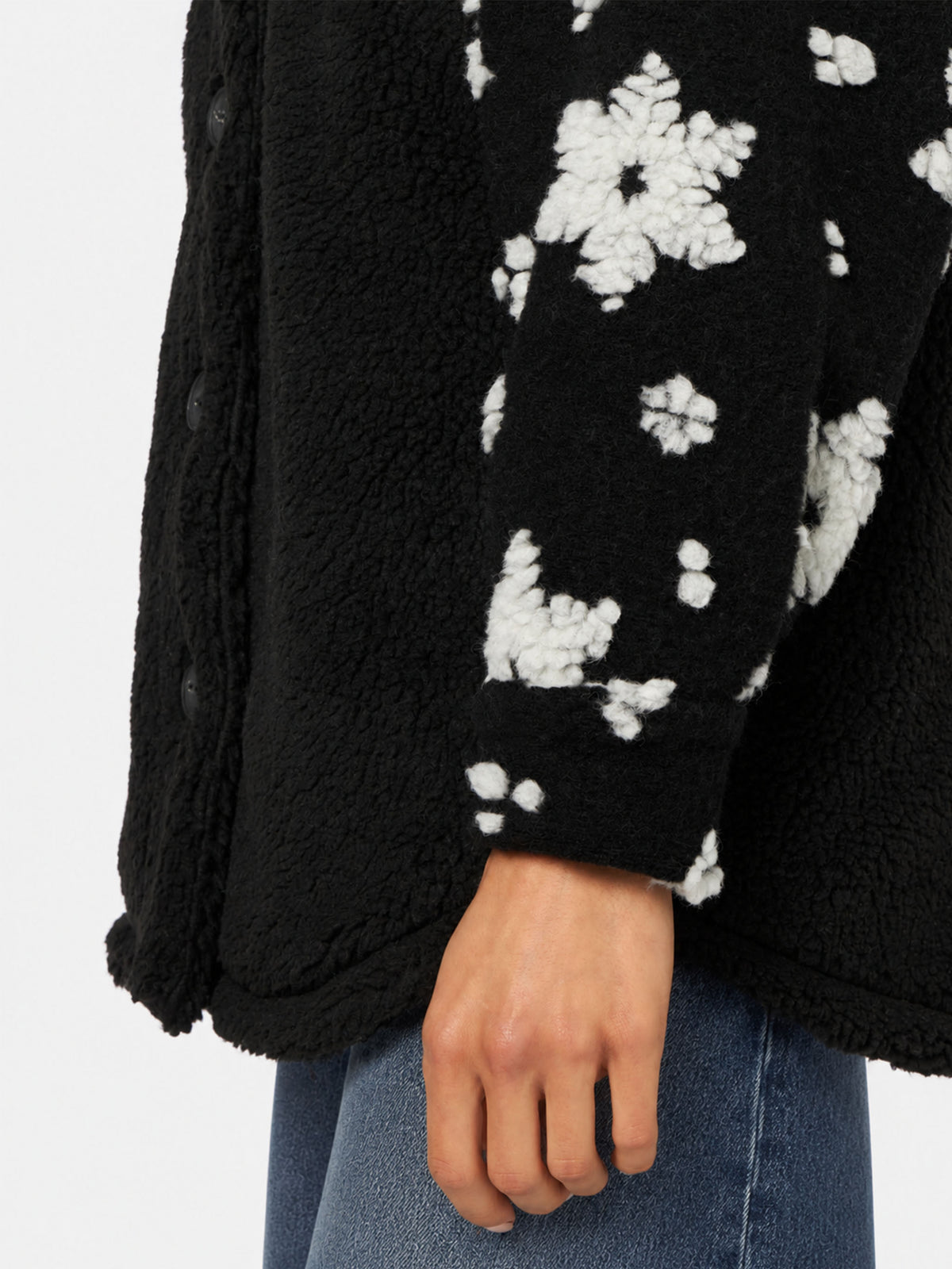 Black sherpa Elys jacket with snowflake pattern