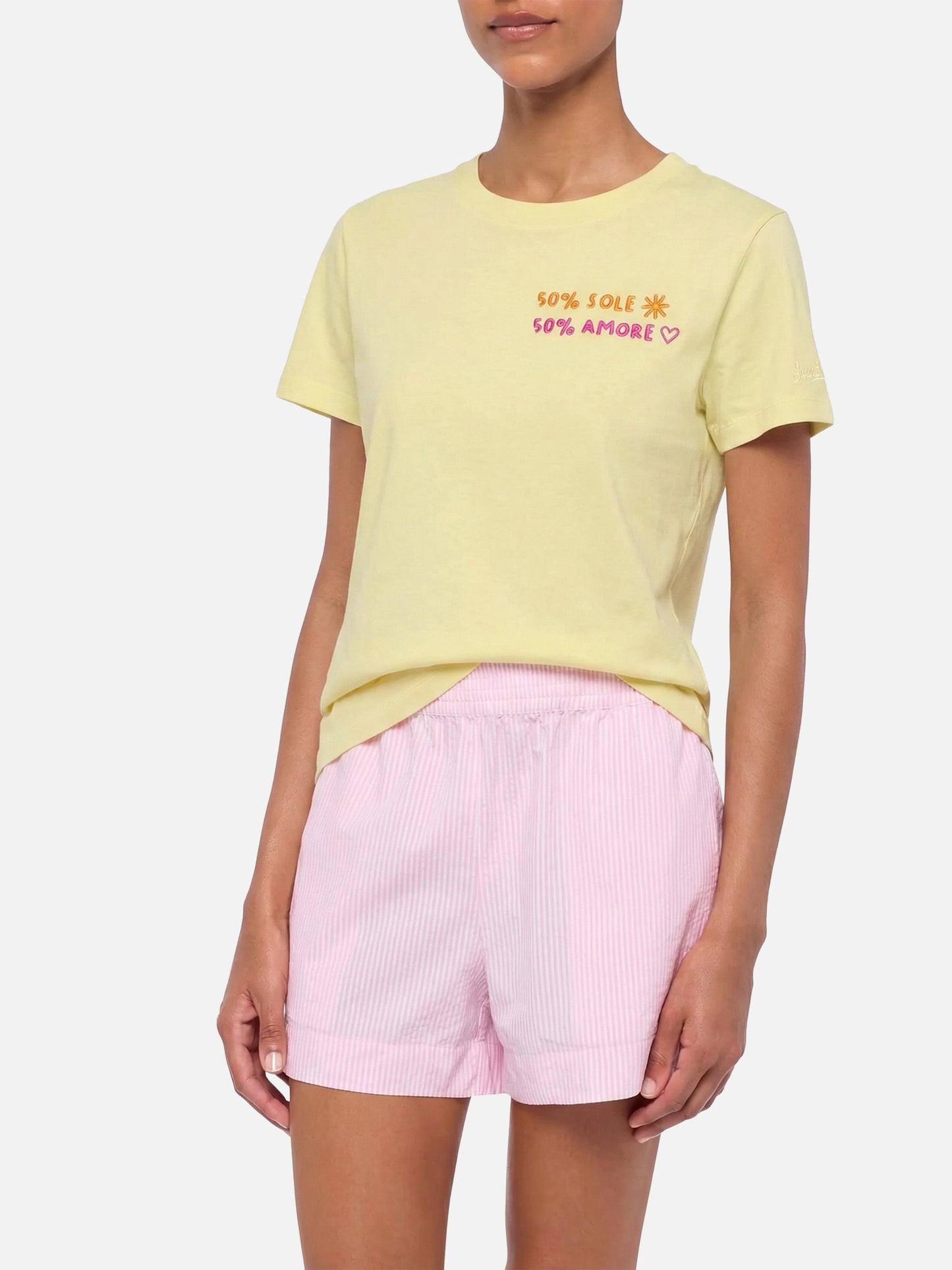 T-shirt Emilie in cotone giallo con ricamo 50% Sole 50% Amore