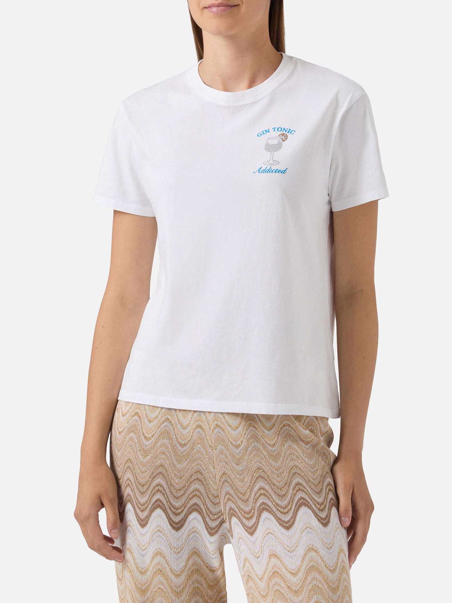 T-shirt Emilie bianca con ricamo Gin Tonic Addicted e strass