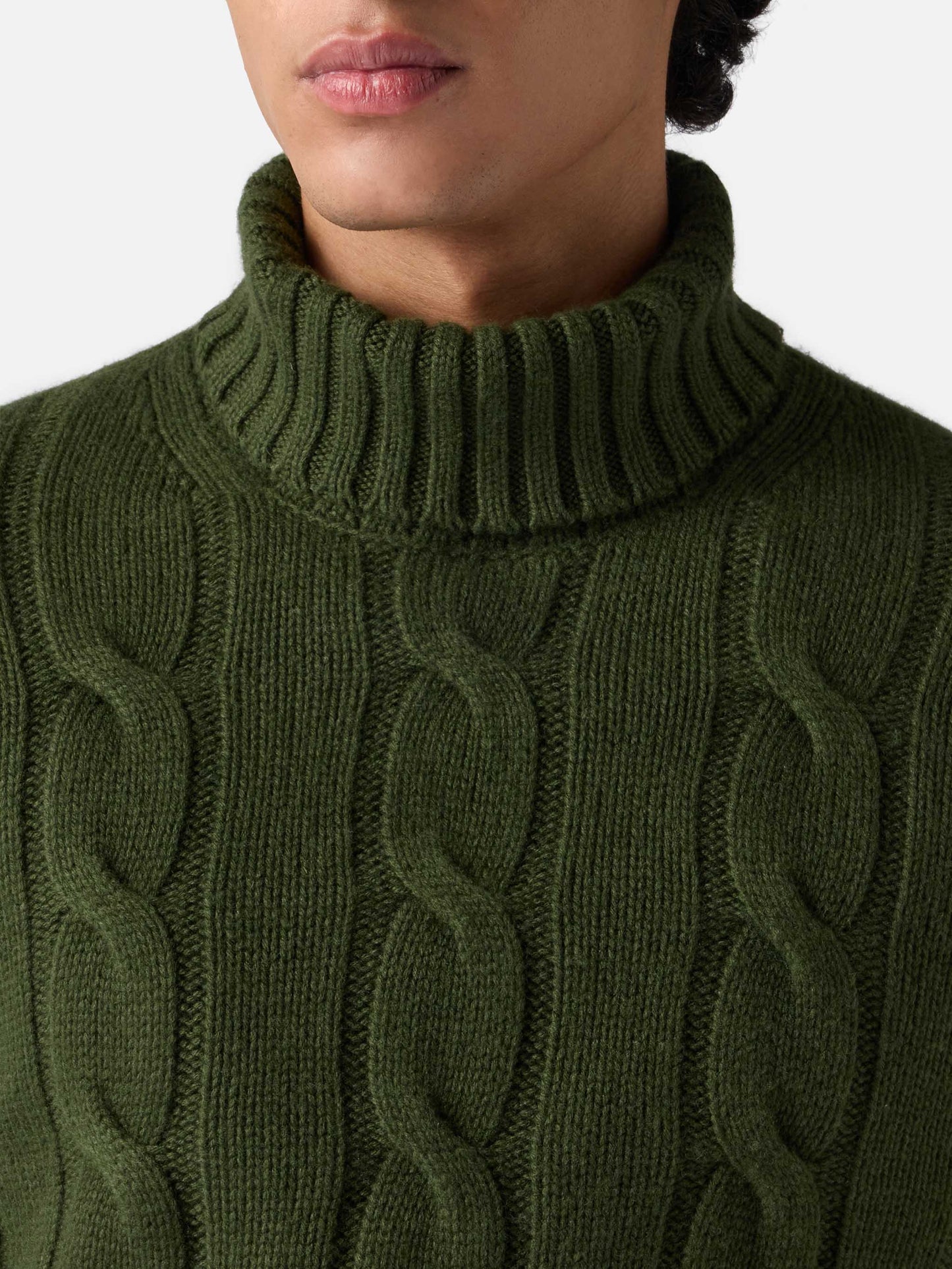 Rollkragenpullover für Herren mit Zopfmuster und Fuori Pista-Jacquard
