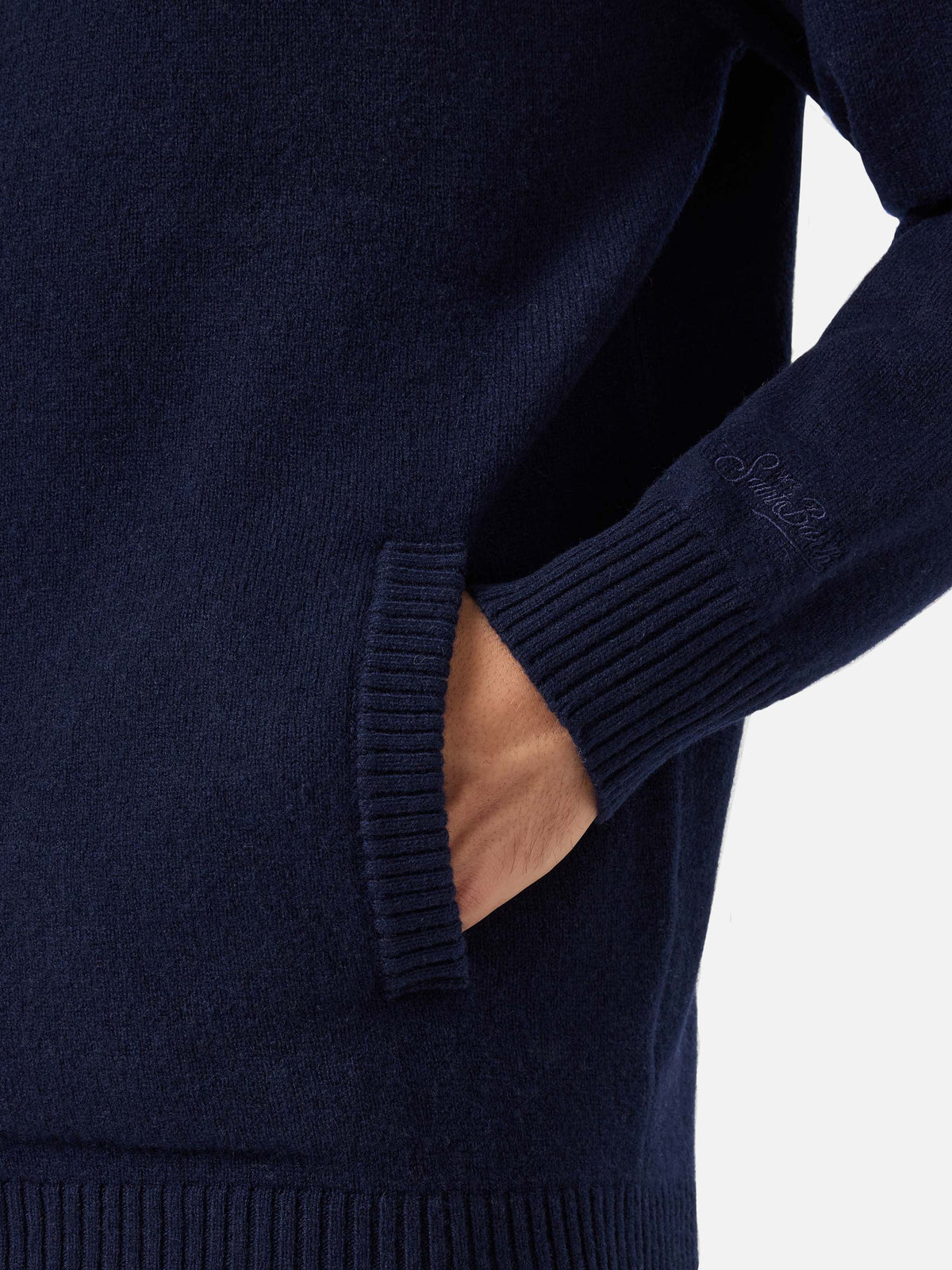 Cárdigan Galway de lambswool Navy blue con cuello alto 