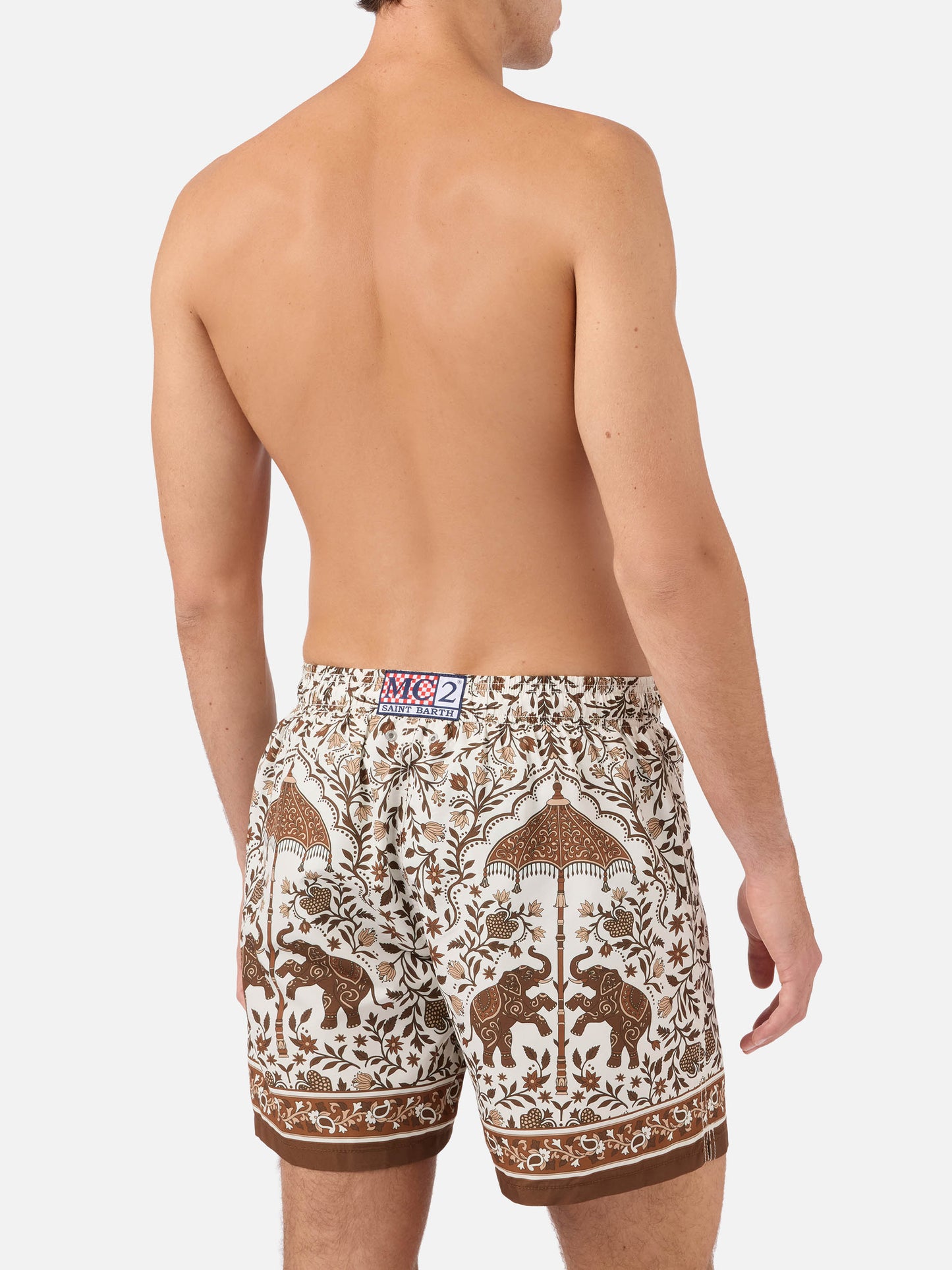 Gustavia Badeshorts mit platziertem ornamentalem Print in Braun 