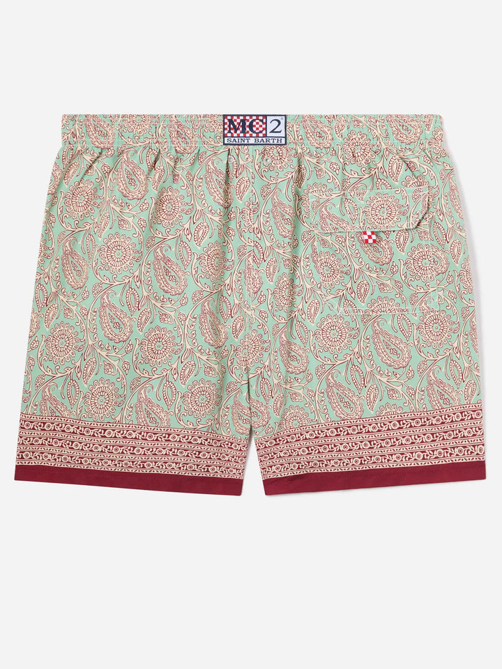 Bañador corto Gustavia verde agua con estampado paisley en contraste 