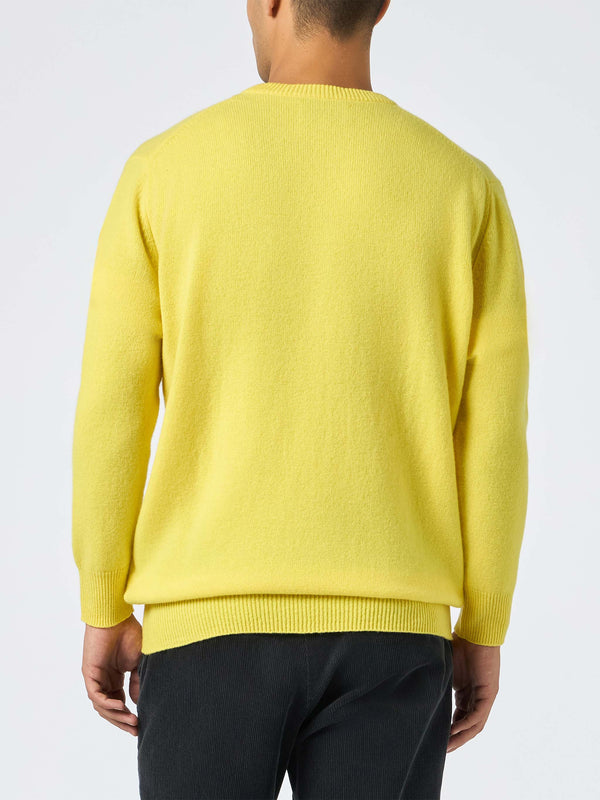 Man crewneck yellow sweater with St. Barth embroidery