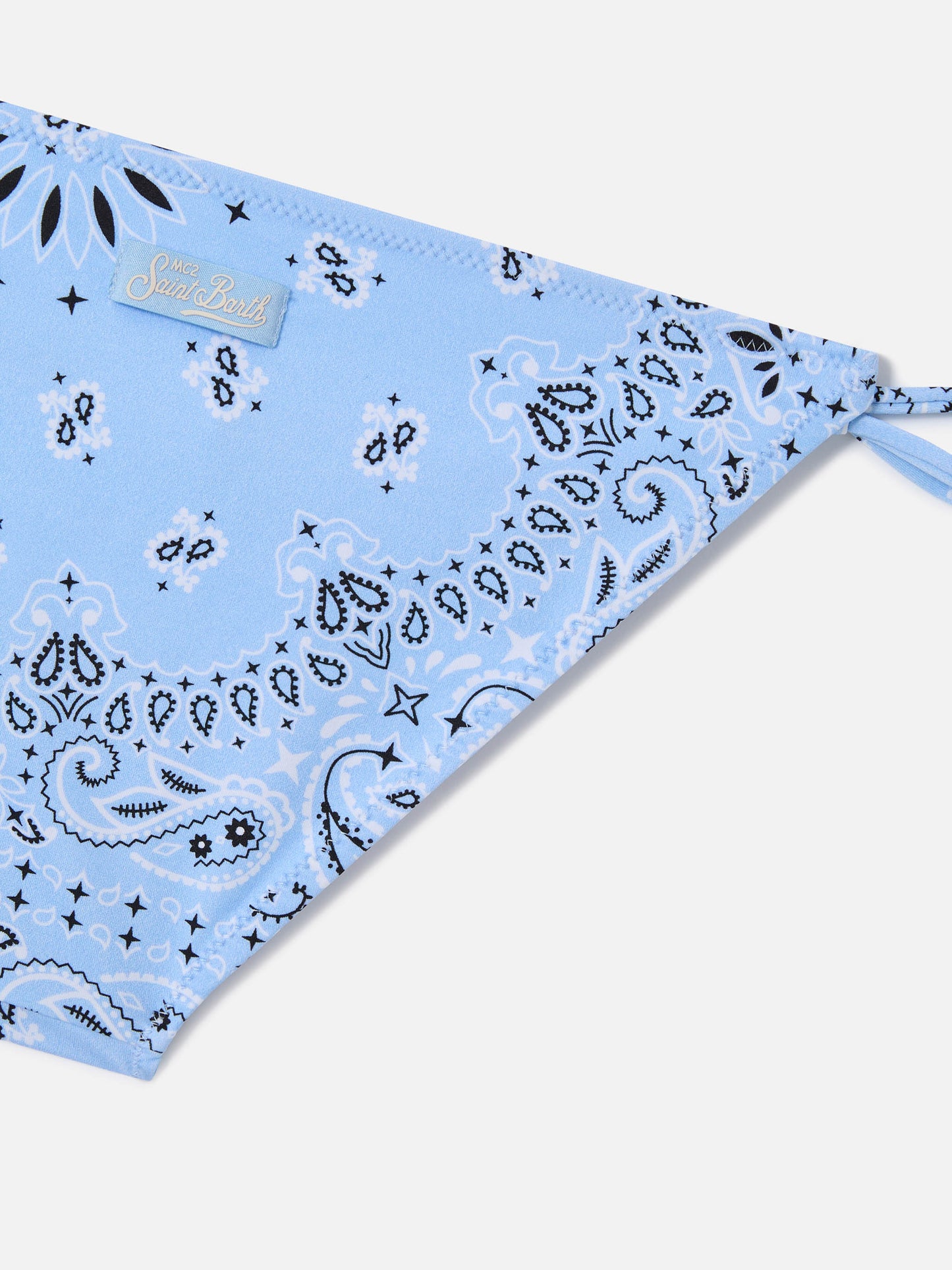 Holly Triangel-Bikini mit hellblauem Bandana-Print 