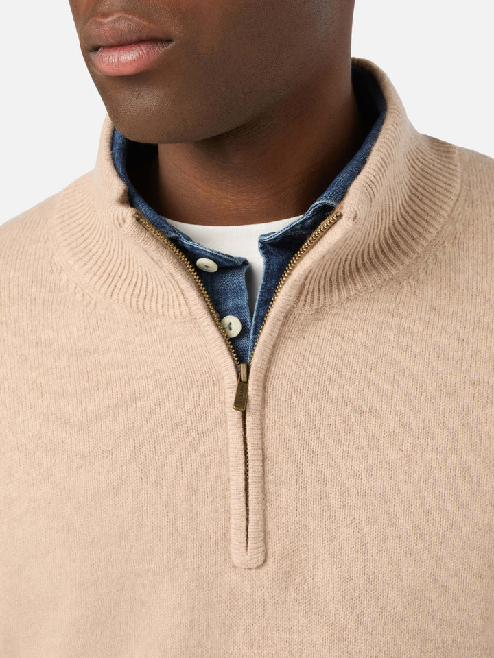 Pull demi-zip en laine d'agneau Jermyn beige avec col contrastant 