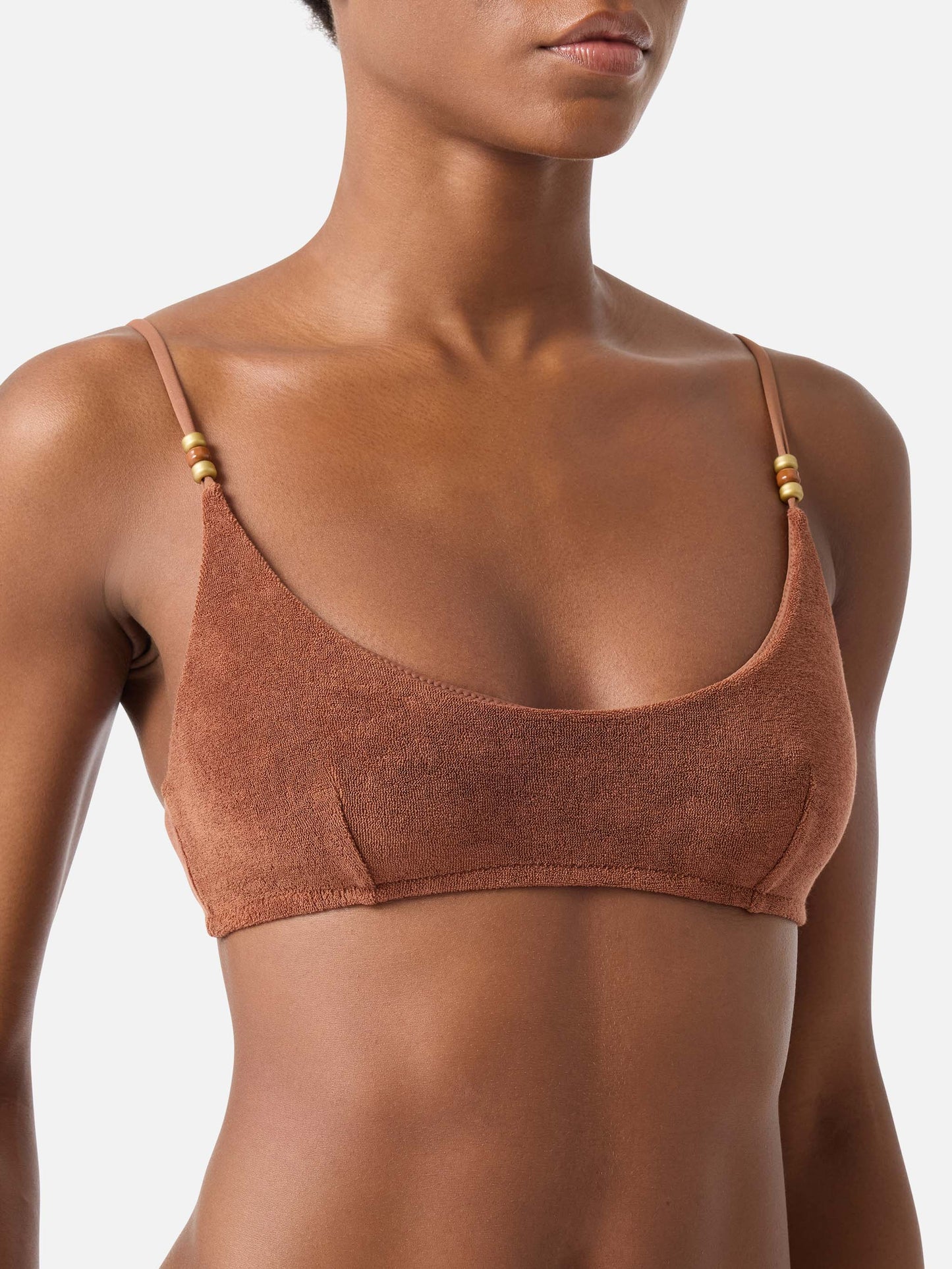 Haut de bikini bralette Judy en éponge marron avec charms 